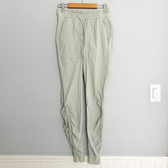 Lululemon Beyond The Studio Jogger - Picture 6 of 12